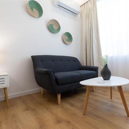 Minimal Apartment In Plaka Athens Exterior photo